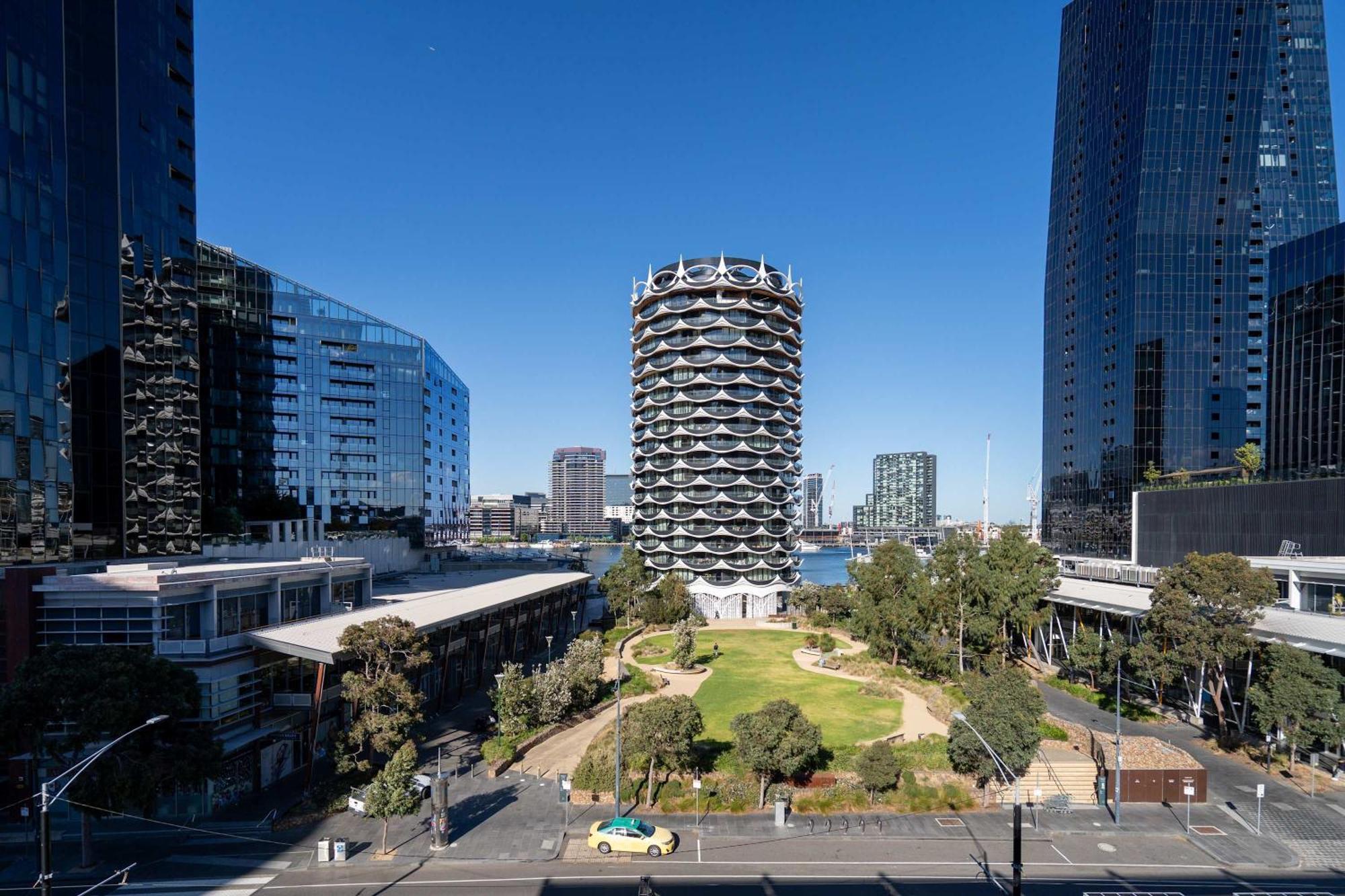 Luxury 4b Docklands Penthouse Water Views Holiday home *